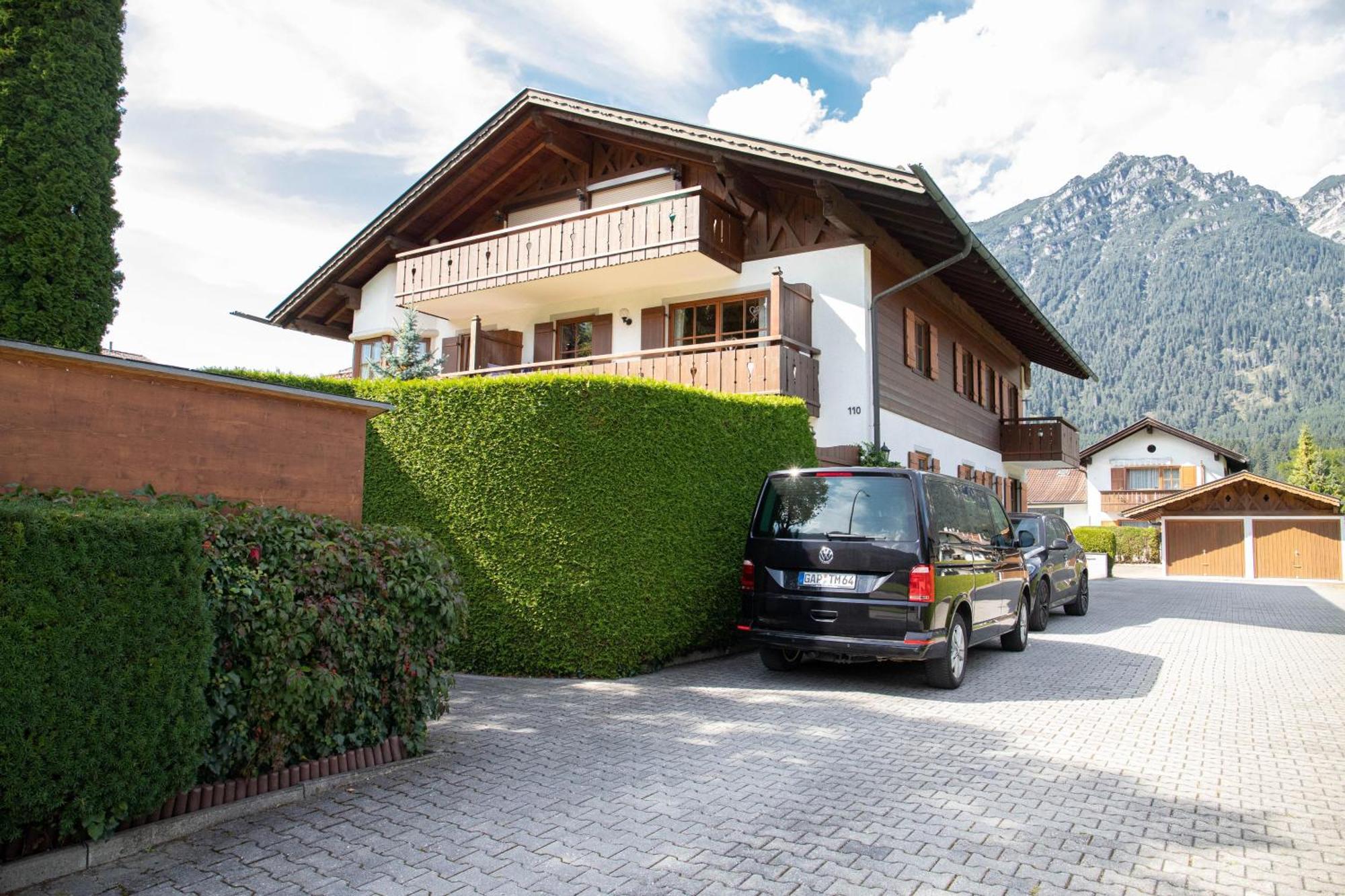 Апартаменты Hausberg Гармиш-Партенкирхен Экстерьер фото